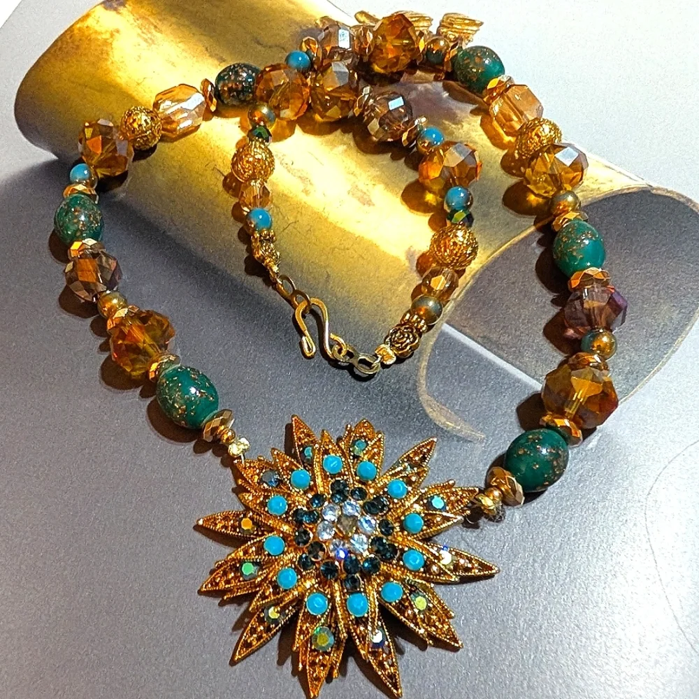 1950s Starburst Crystal, Rhinestone, Glass Beads, Necklace
